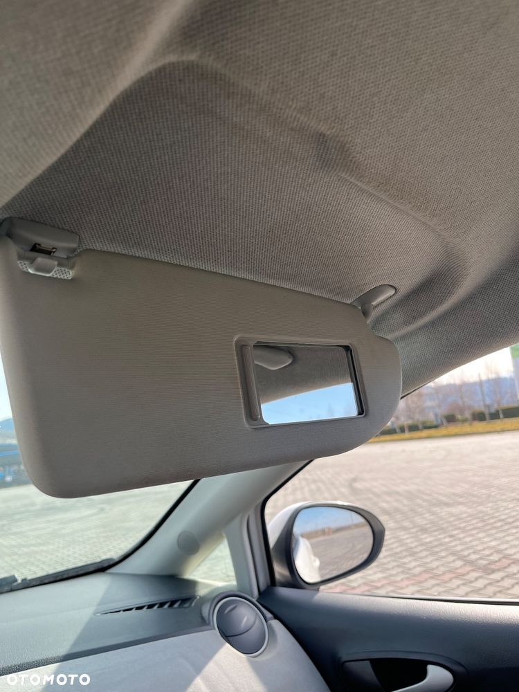 Seat Ibiza SC 1.6 16V Style - 18