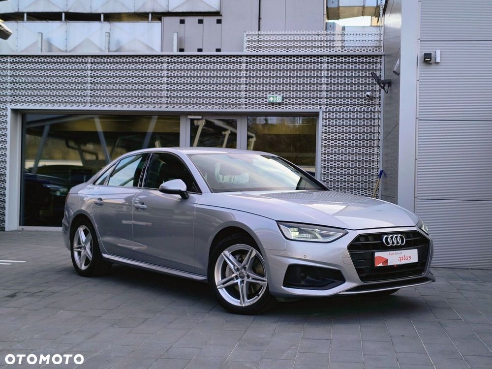 Audi A4 Limousine - 31