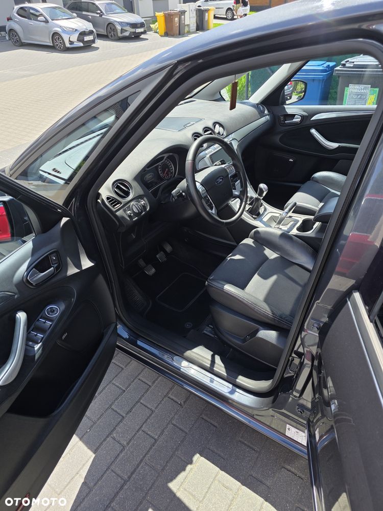 Ford S-Max - 7