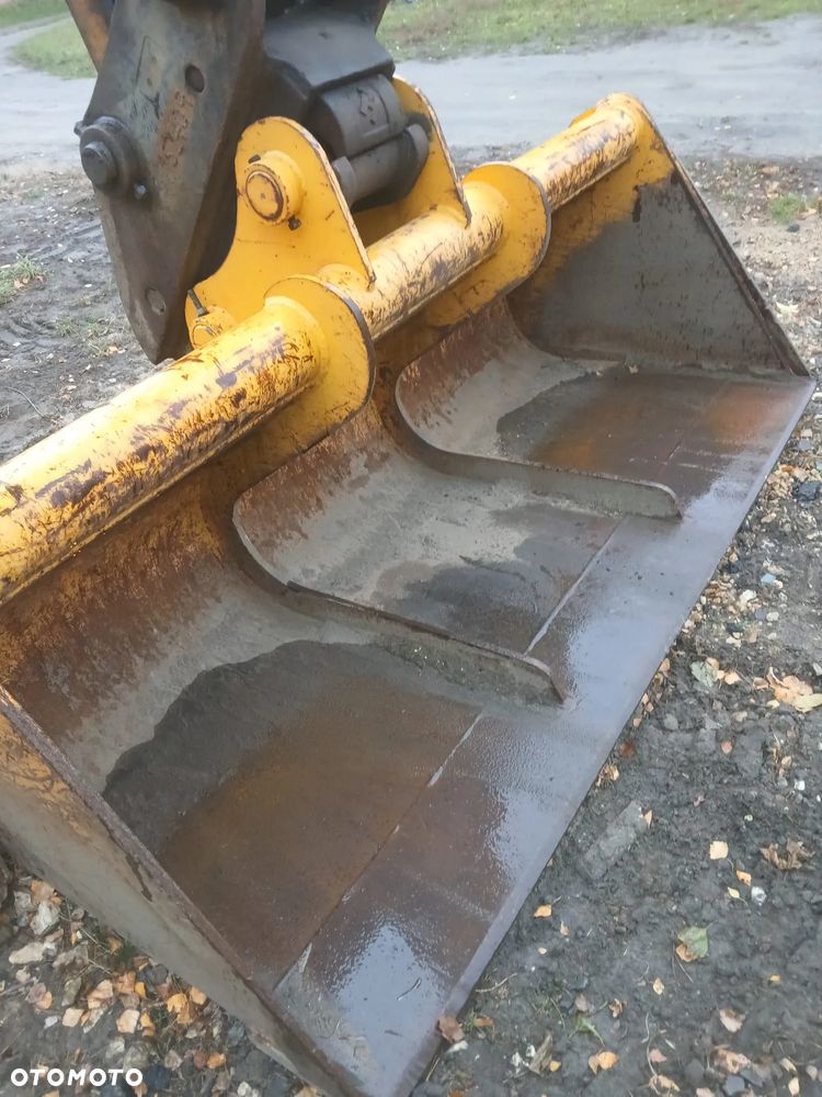 JCB JS 260 - 11