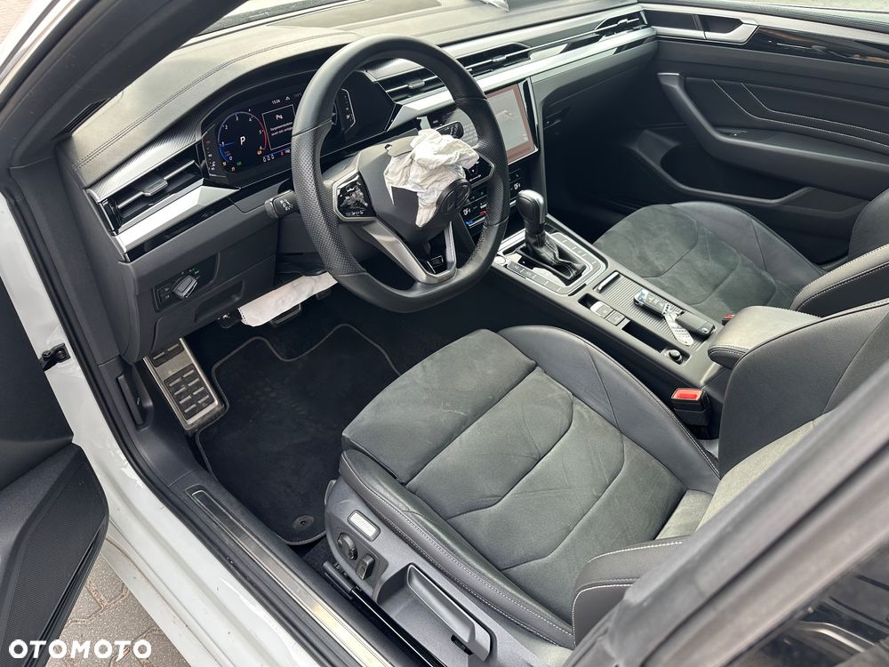 Volkswagen Arteon 2.0 TDI SCR DSG R-Line - 19