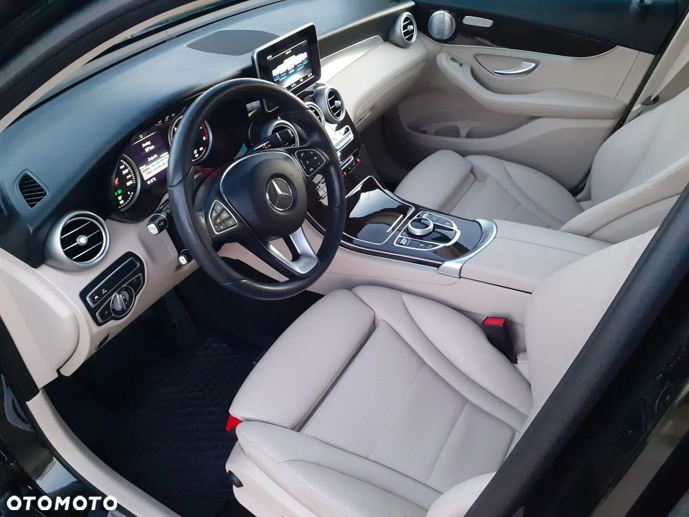 Mercedes-Benz GLC 220 d 4-Matic - 2