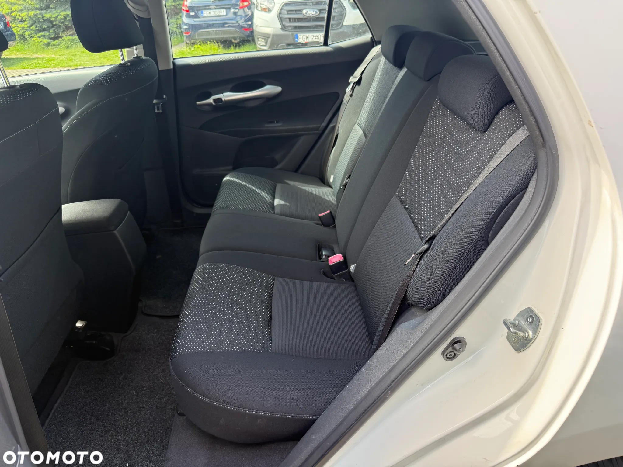 Toyota Auris 2.0 D-4D Executive - 19
