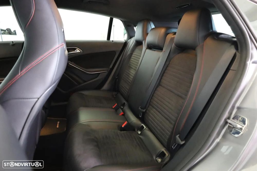 Mercedes-Benz CLA 200 d Shooting Brake AMG Line Aut. - 28