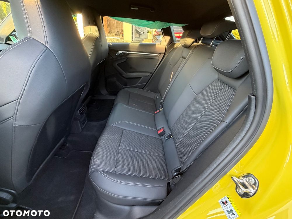 Audi A3 Sportback 2.0 TDI (clean diesel) S tronic S line Sportpaket - 5