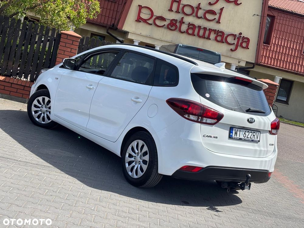 Kia Carens 1.7 CRDi M 7os EU6 - 14