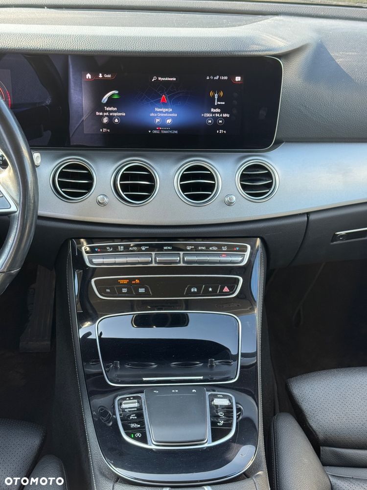 Mercedes-Benz Klasa E 220 d Avantgarde - 30