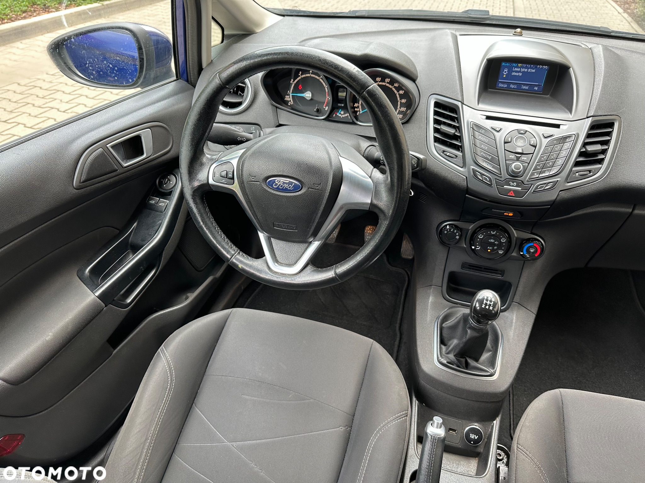 Ford Fiesta - 9