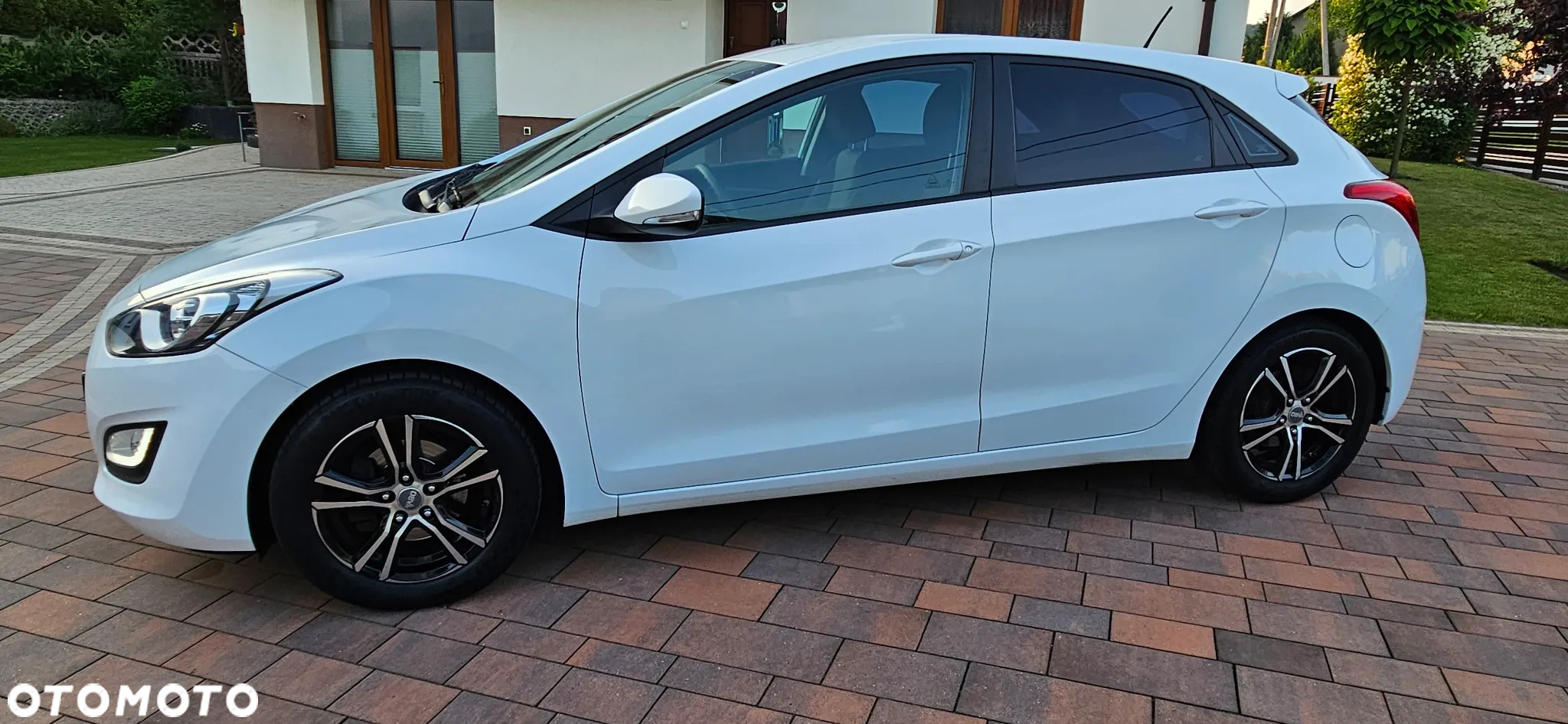 Hyundai i30 1.6 CRDi BlueDrive Comfort - 4