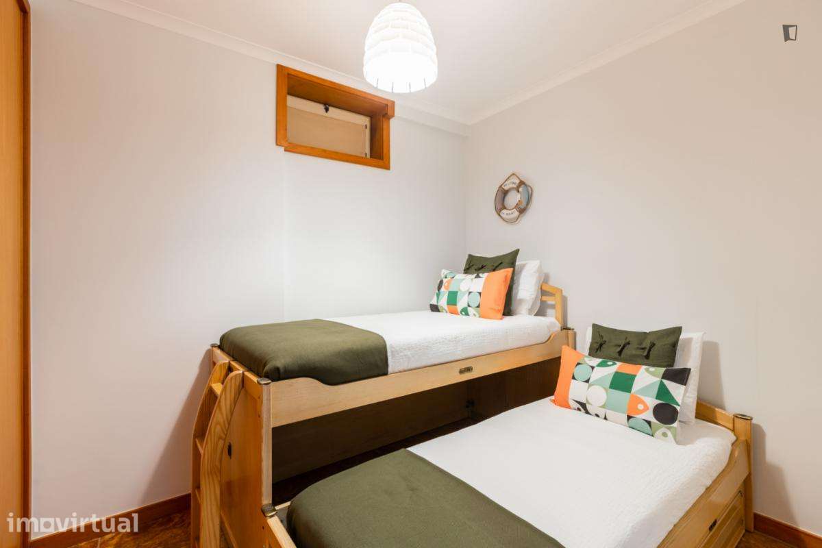 Apartamento com 2 quartos - localizado em Porto - Grande imagem: 2/29