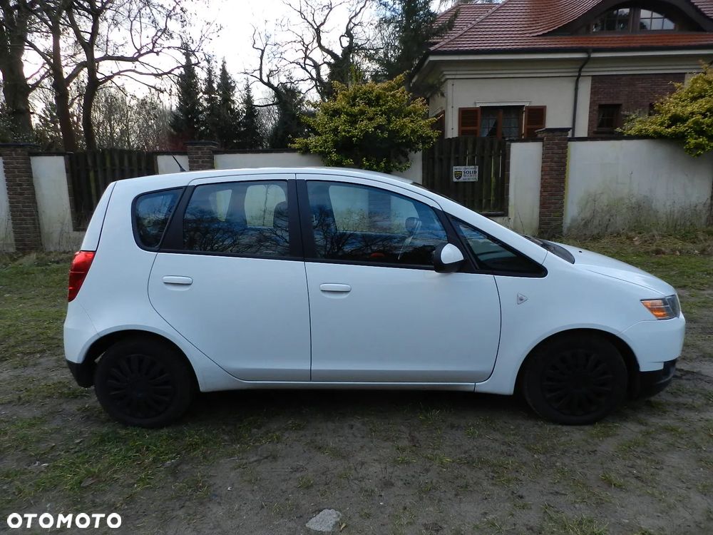 Mitsubishi Colt - 10