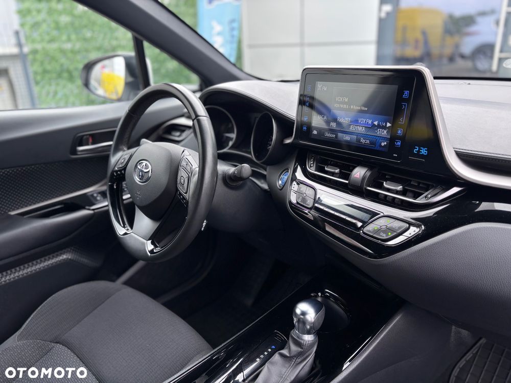 Toyota C-HR Business-Edition - 29