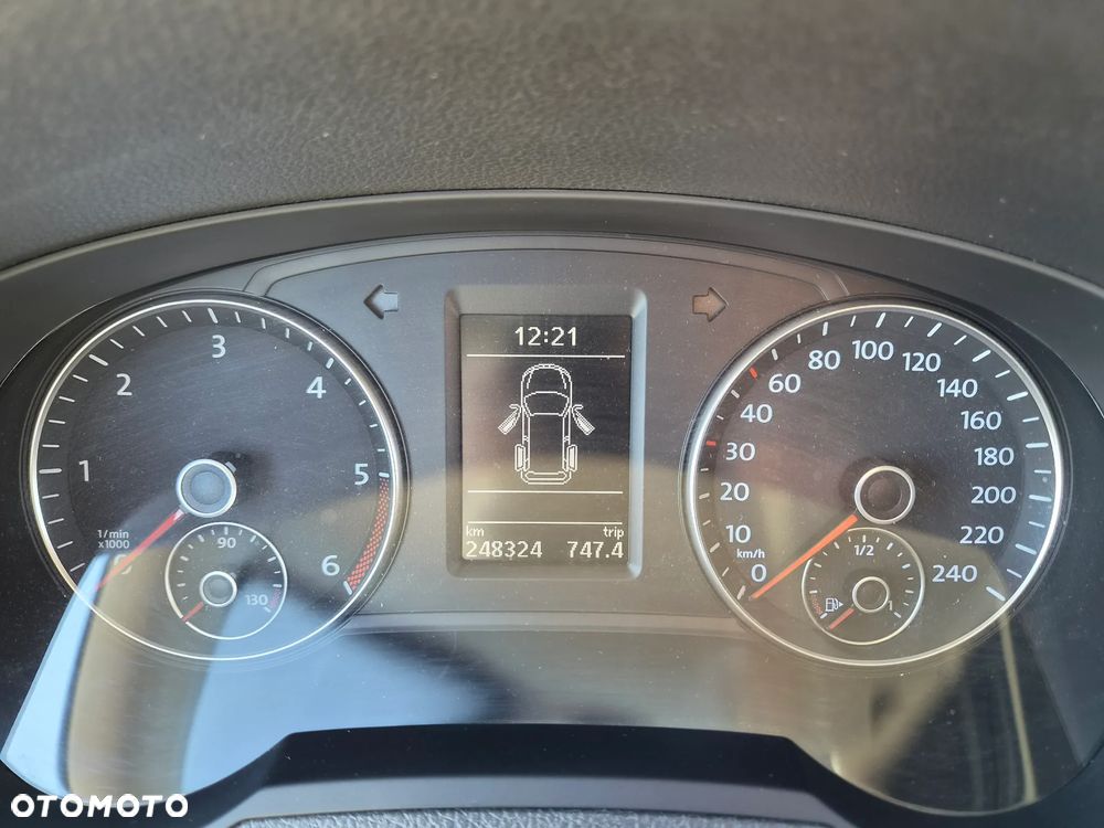 Volkswagen Sharan - 24