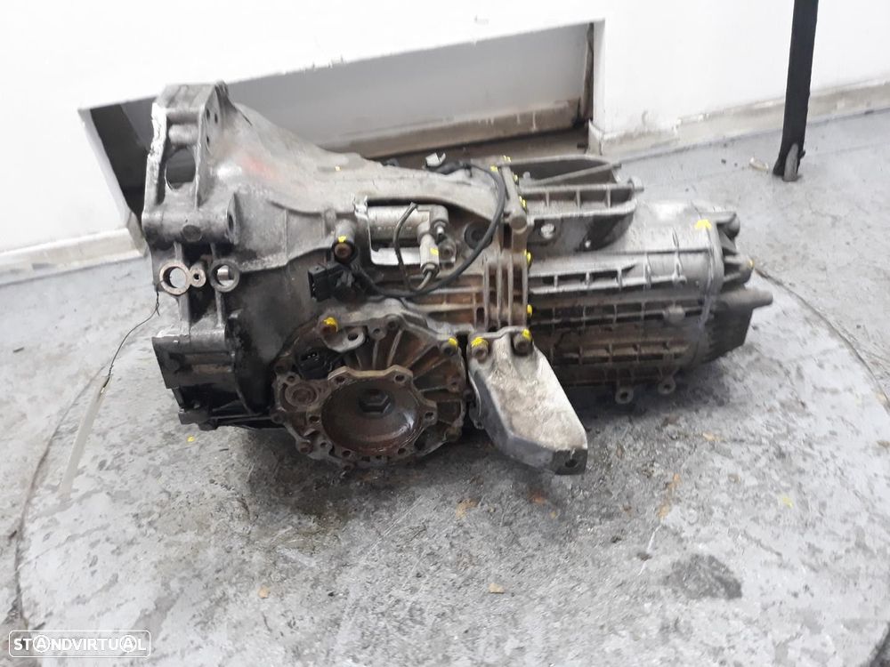 CAIXA VELOCIDADES VOLKSWAGEN PASSAT 1997 -DHF - 1