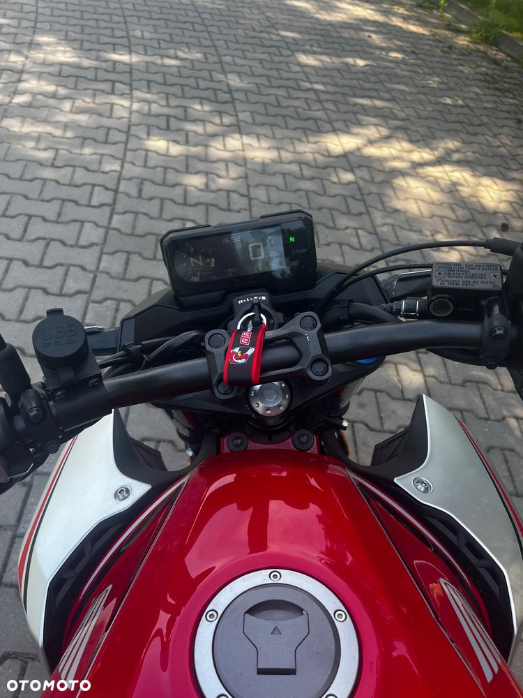 Honda CB - 10