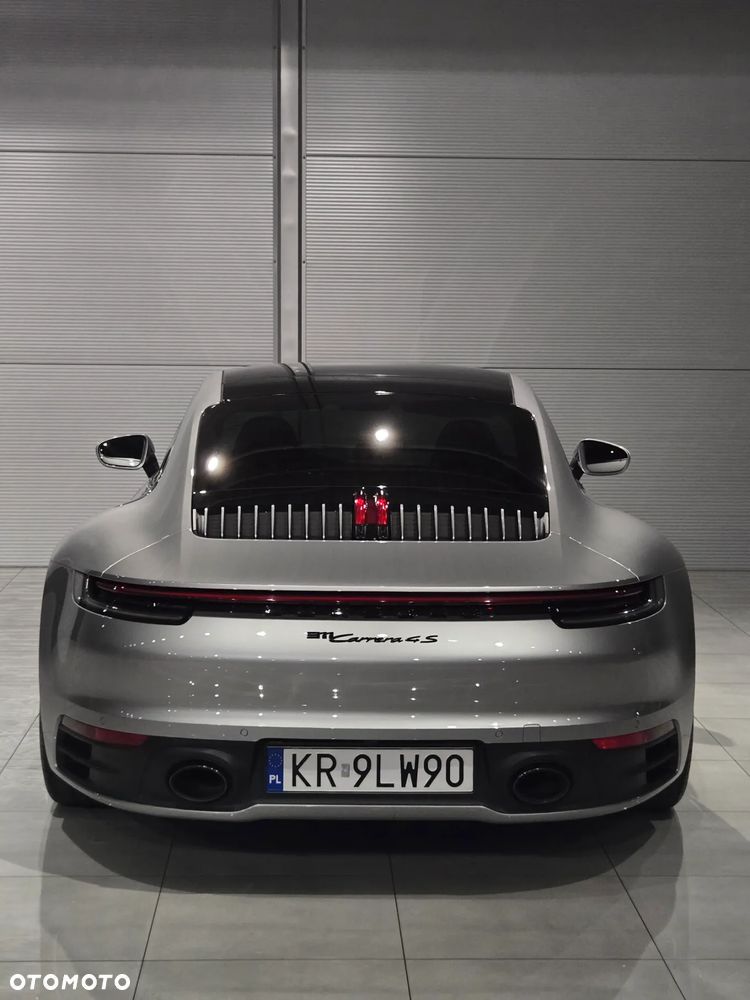 Porsche 911 Carrera 4S - 7
