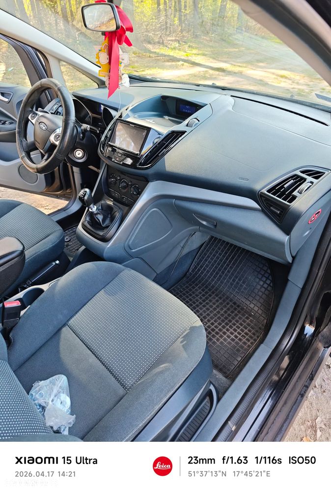 Ford Grand C-MAX - 12