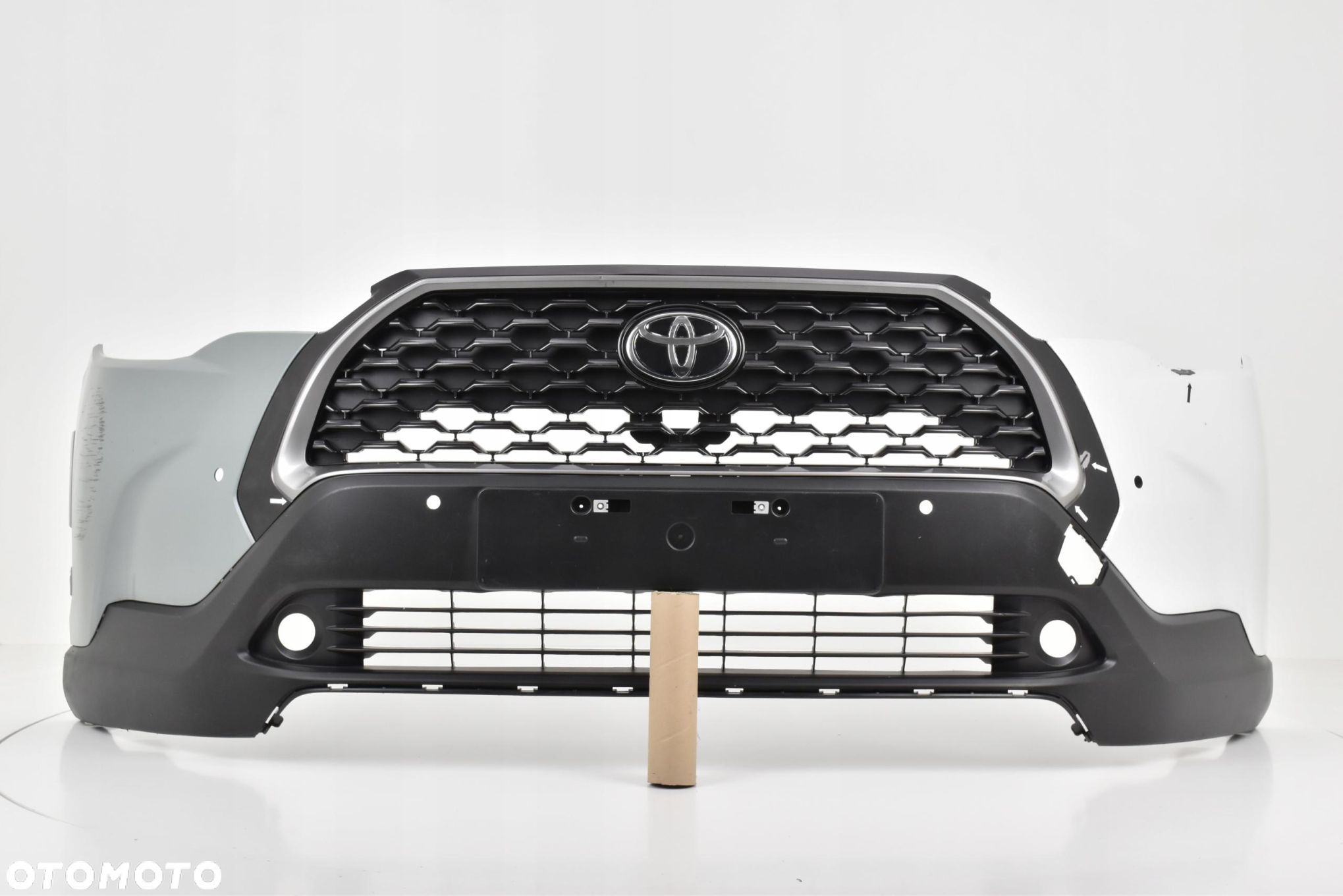 TOYOTA COROLLA CROSS 2021- ZDERZAK PRZEDNI - 1