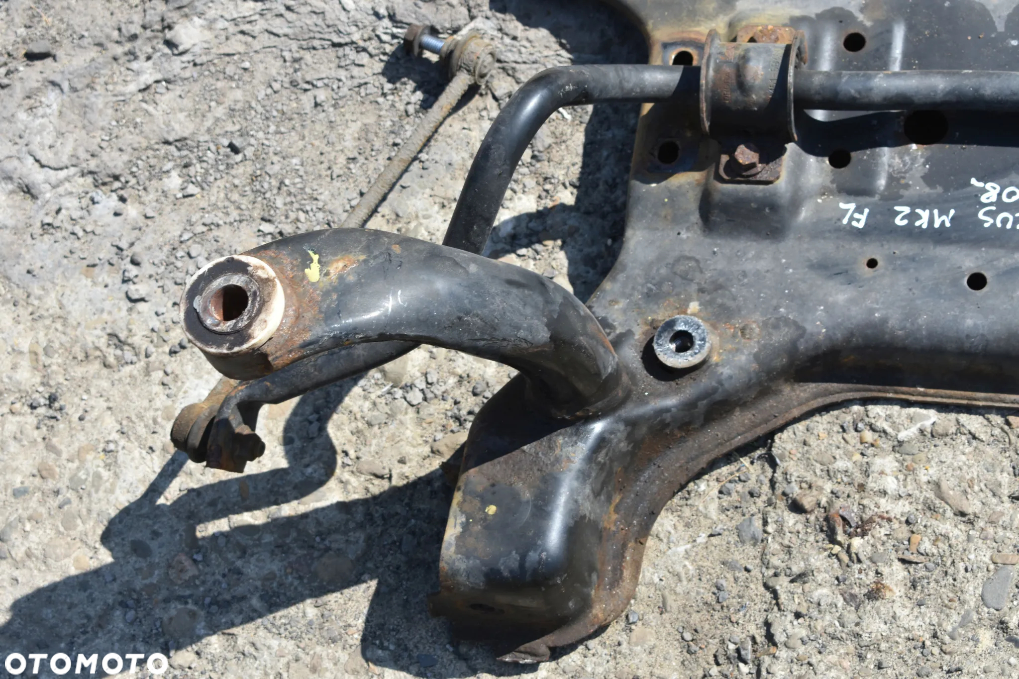 SANKI WÓZEK FORD FOCUS MK2 LIFT 1.8 16V - 3