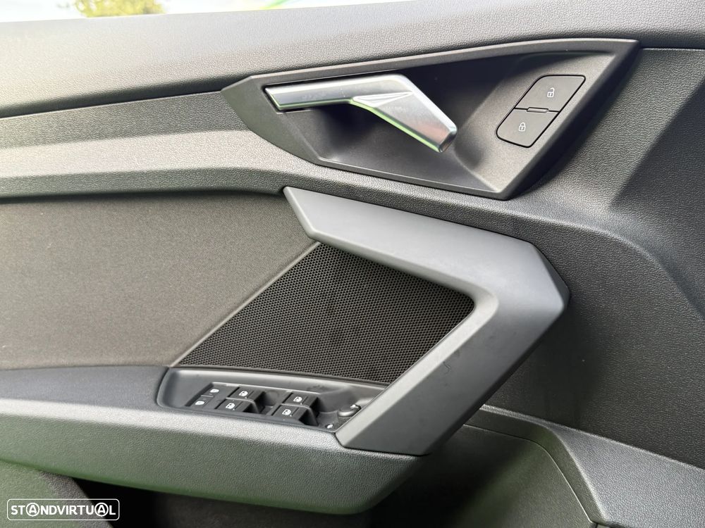 Audi A3 Limousine 30 TFSI S line S tronic - 31