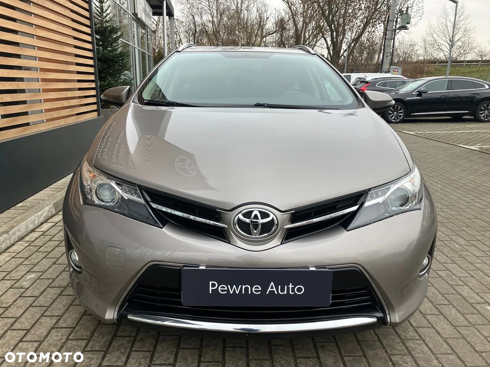 Toyota Auris 1.6 Premium - 9