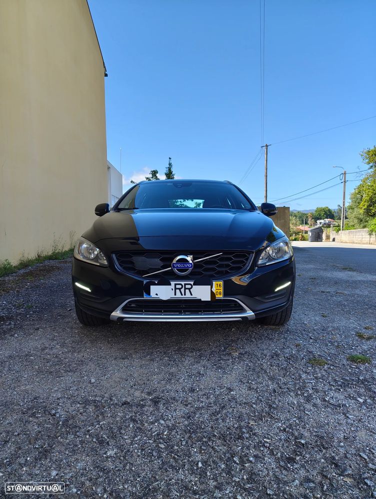 Volvo V60 Cross Country 2.0 D4 Momentum - 1