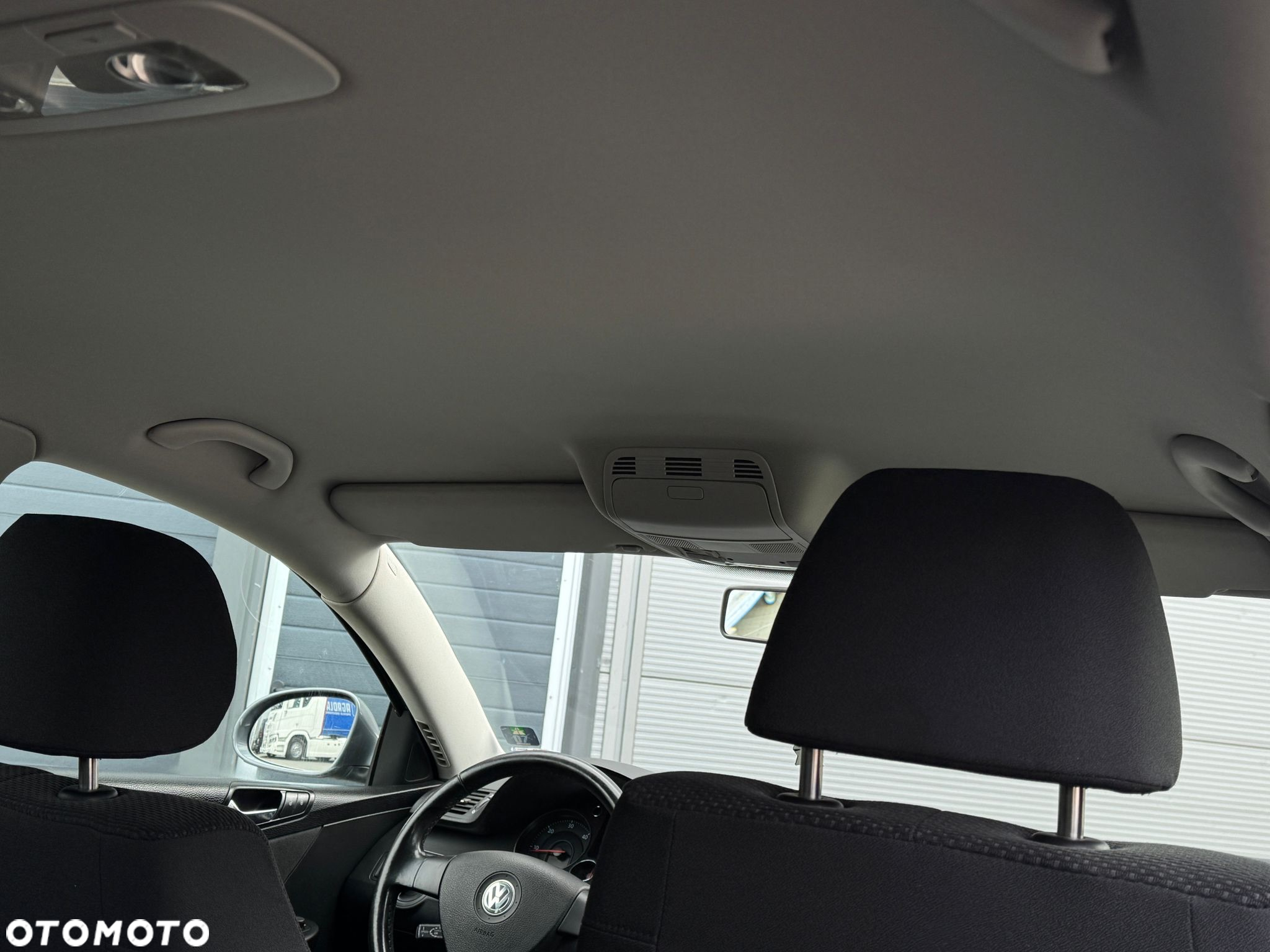 Volkswagen Passat 2.0 TDI Comfortline - 16