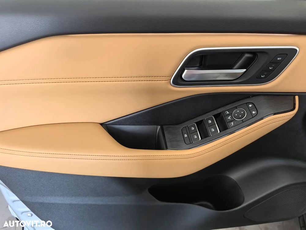 Nissan X-Trail e4ORCE 5 locuri Tekna - 11