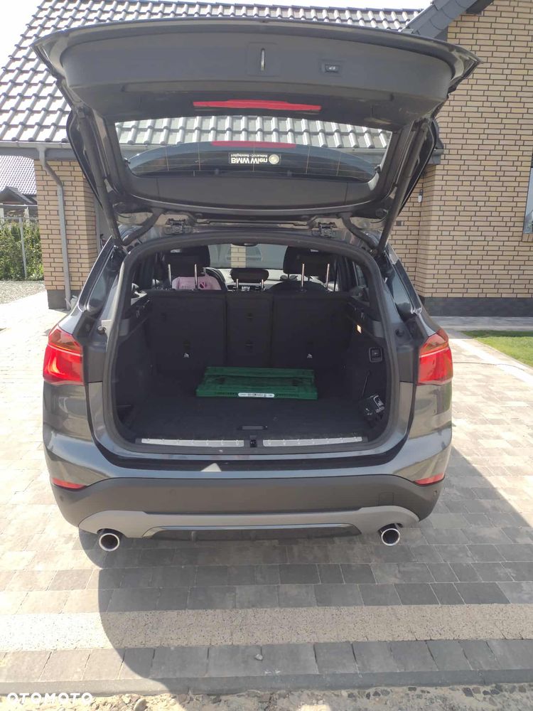 BMW X1 xDrive20d Sport Line - 4