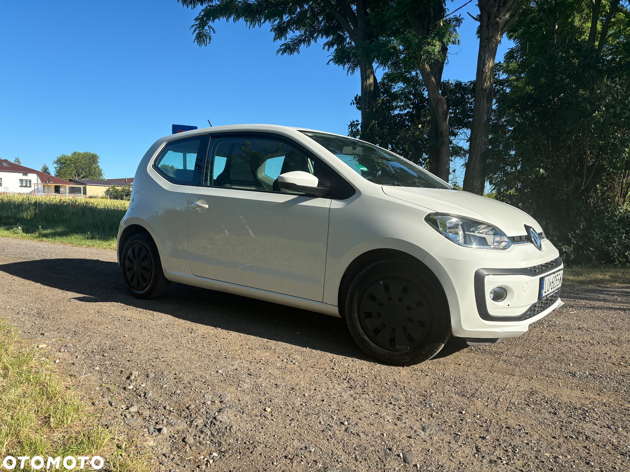 Volkswagen up! - 4
