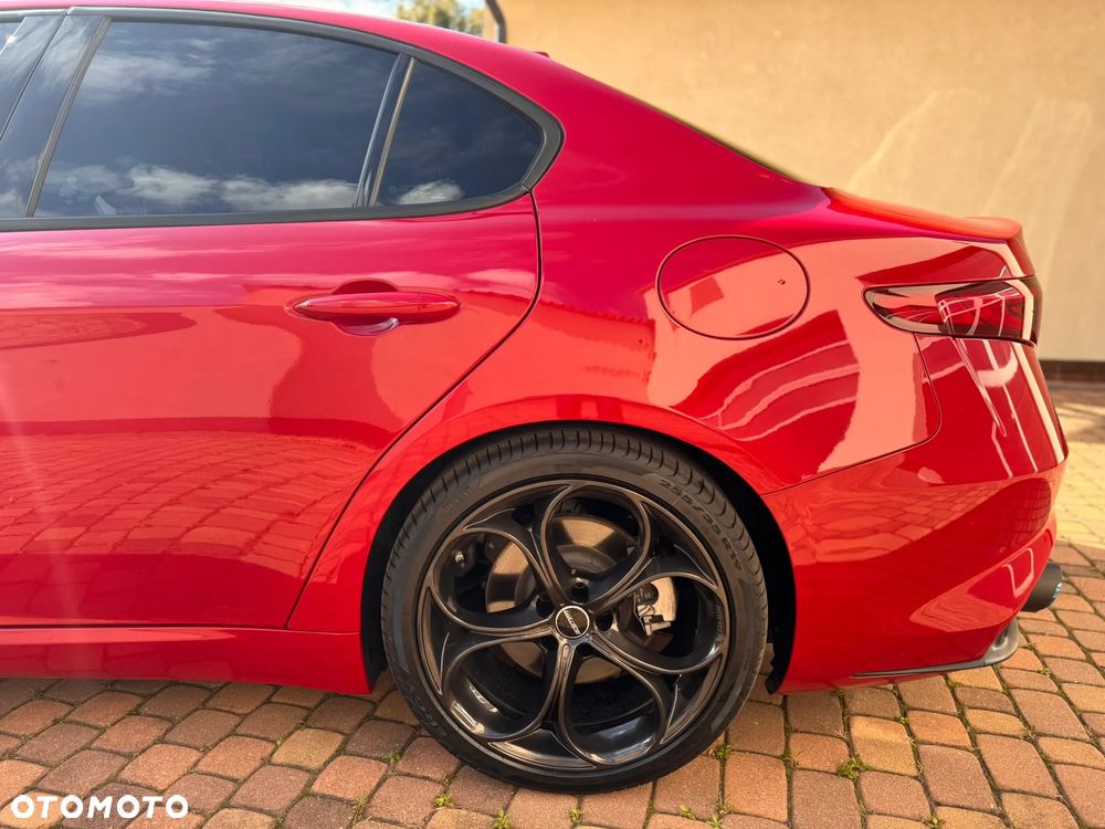 Alfa Romeo Giulia - 18