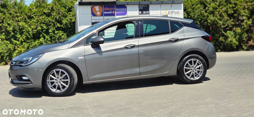 Opel Astra 1.4 Turbo Innovation - 17
