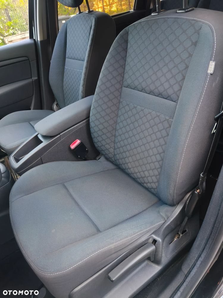 Renault Scenic 1.6 16V 110 Authentique - 21