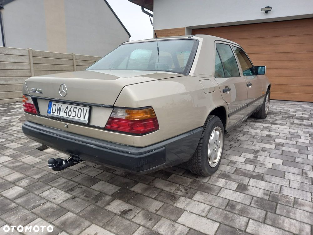 Mercedes-Benz W124 (1984-1993) - 4
