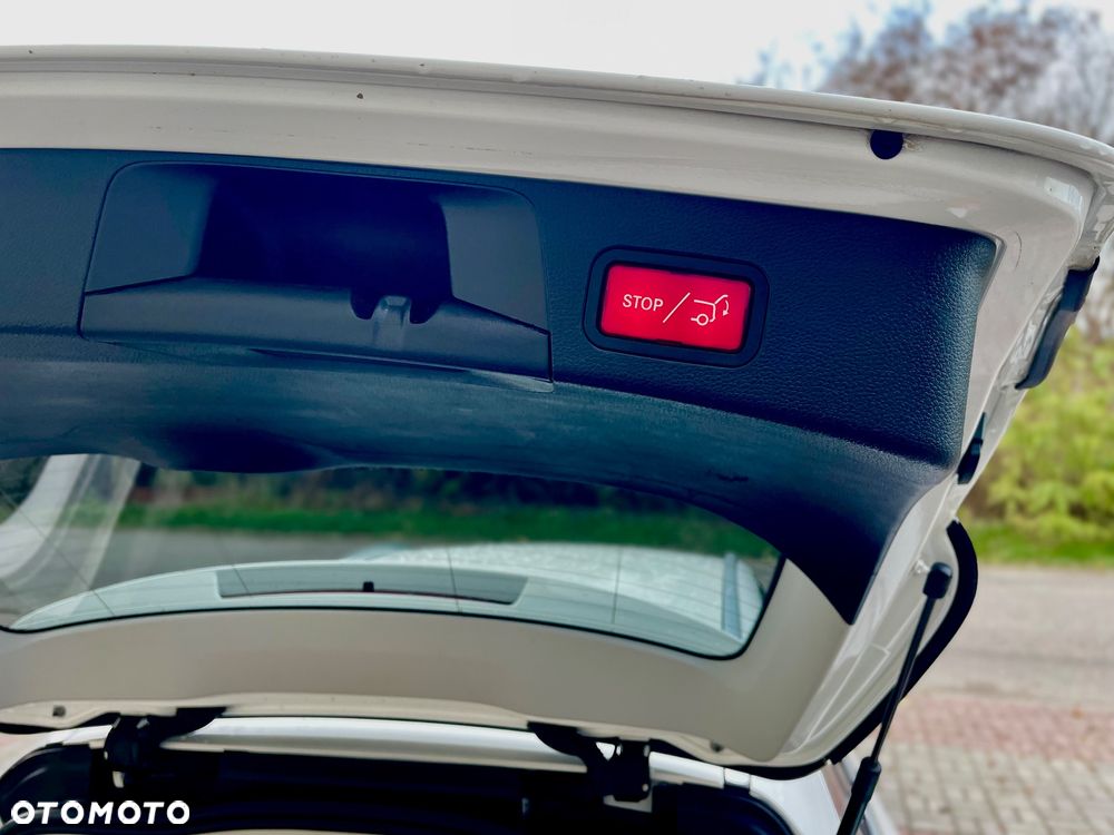 Mercedes-Benz Klasa C 300 7G-TRONIC Avantgarde - 6