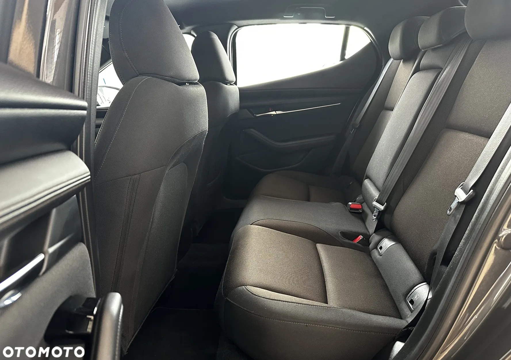 Mazda 3 e-SKYACTIV-G 2.0 M HYBRID HOMURA - 23