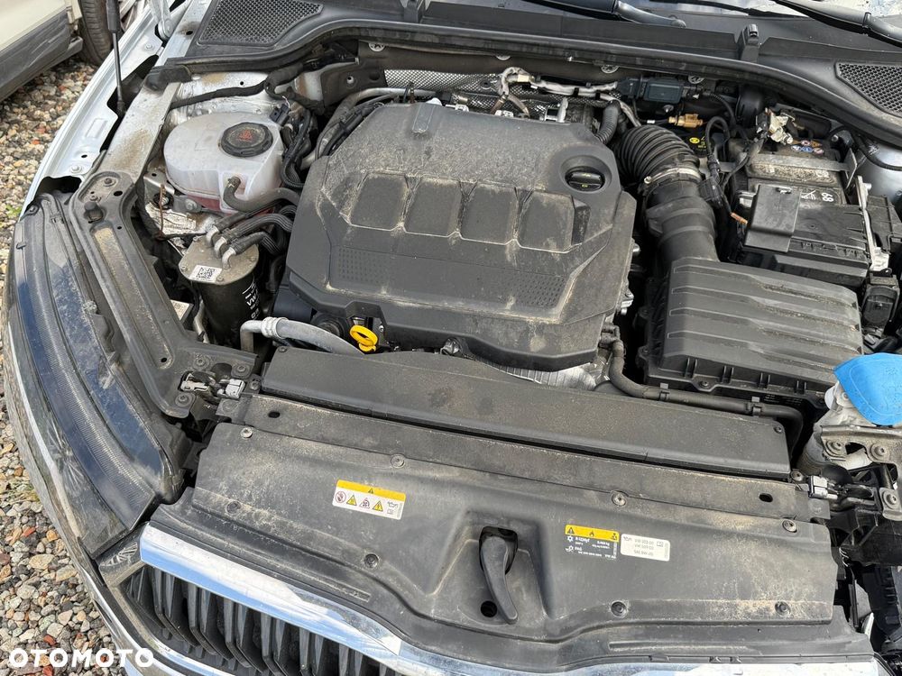 Skoda Octavia 2.0 TDI Selection DSG - 6