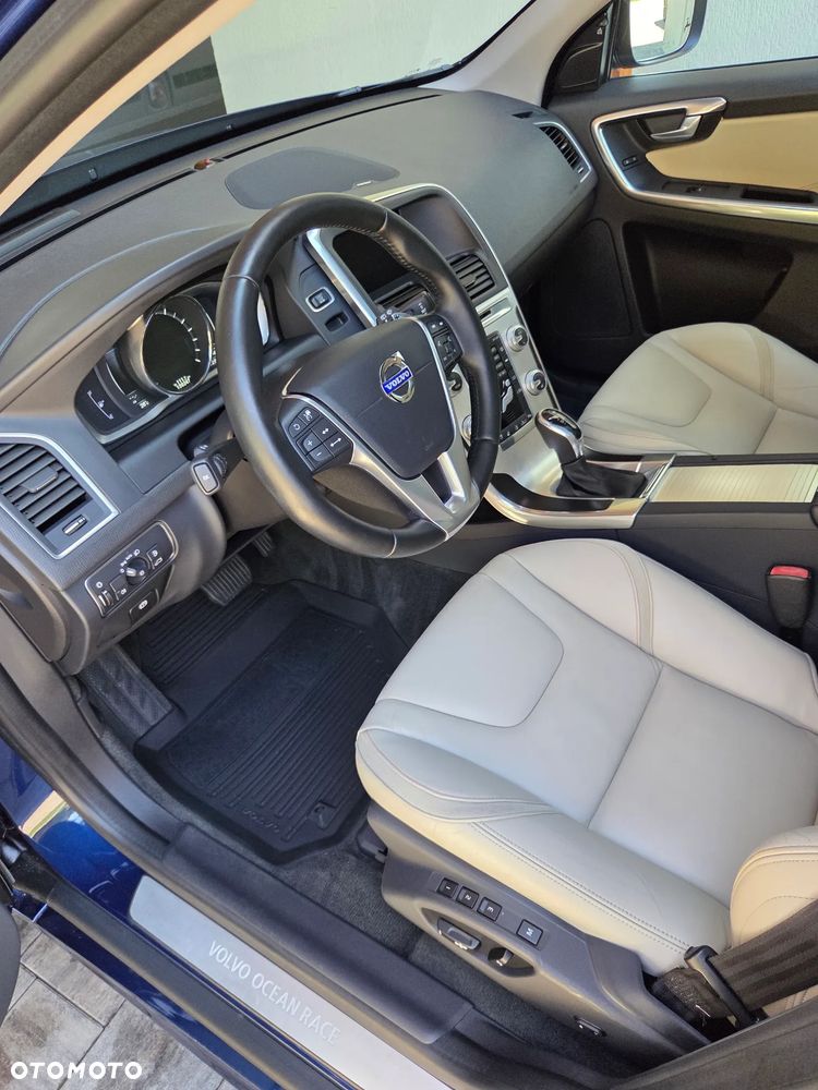 Volvo XC 60 T6 AWD Ocean Race - 22