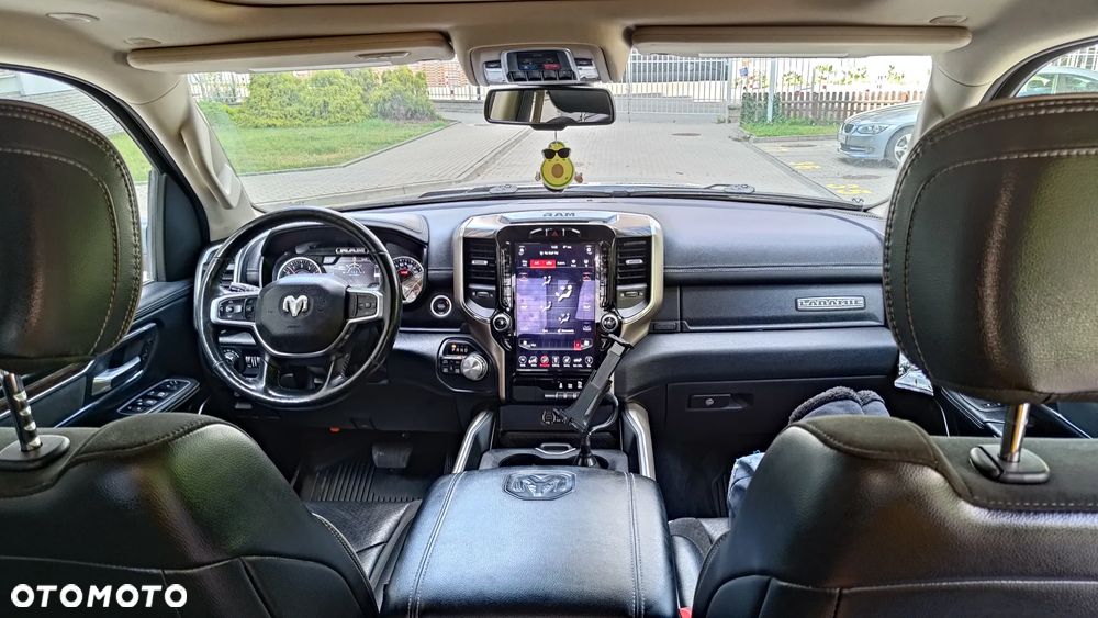RAM 1500 Crew Cab Laramie - 13
