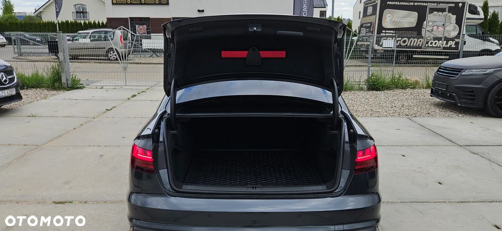 Audi A4 Limousine 35 TFSI mHEV S tronic - 16