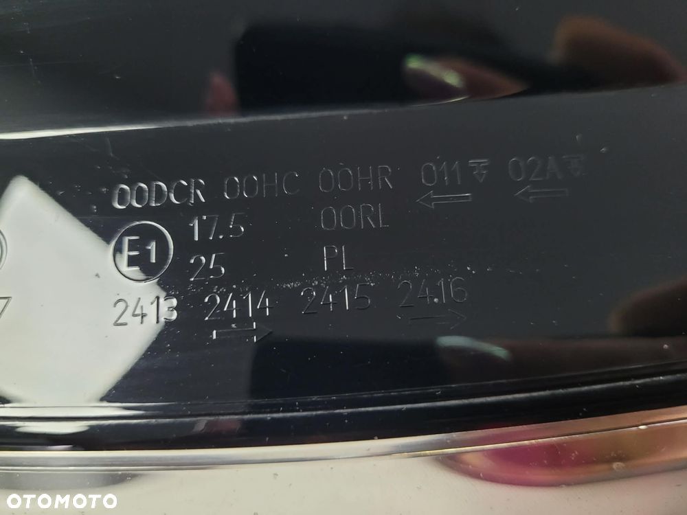 Lampa prawa Audi a4 b8 - 4