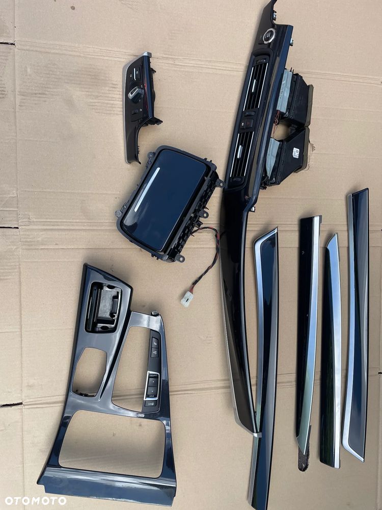 bmw f10 f11 dekor dekory europa czarne piano stan IDEALNY bez rysek - 2