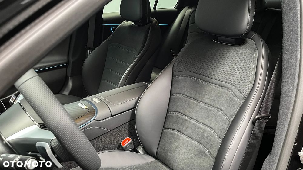 Mercedes-Benz Klasa E ver-300-de-phev-4--matic-amg-9g--tronic - 8