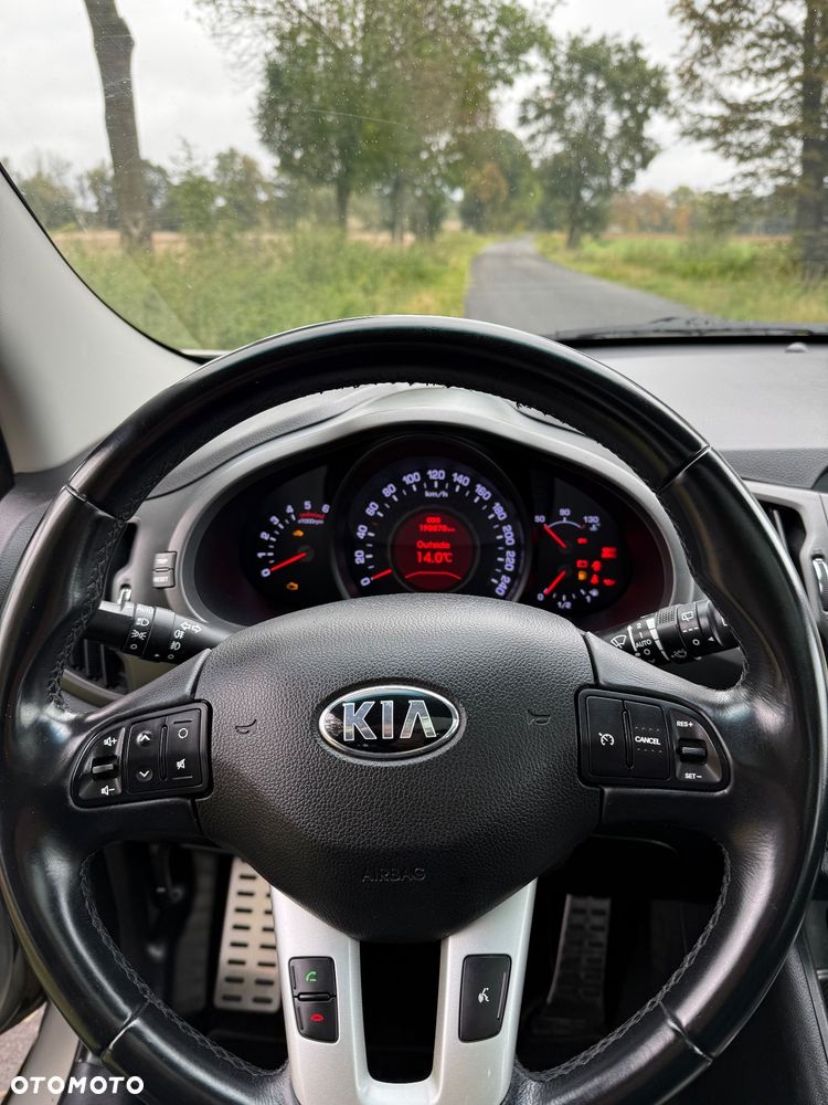 Kia Sportage 1.7 CRDI XL 2WD - 10