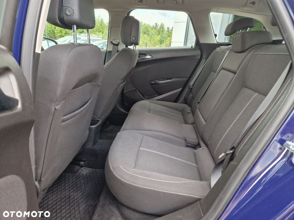 Opel Astra 1.7 CDTI DPF Color Edition - 8