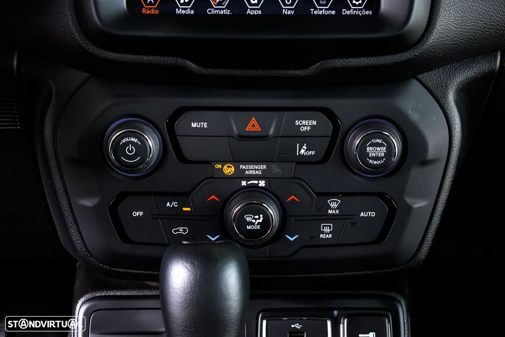 Jeep Renegade 1.3 T-GDI 4xe PLUG-IN Hybrid Auto Limited - 11