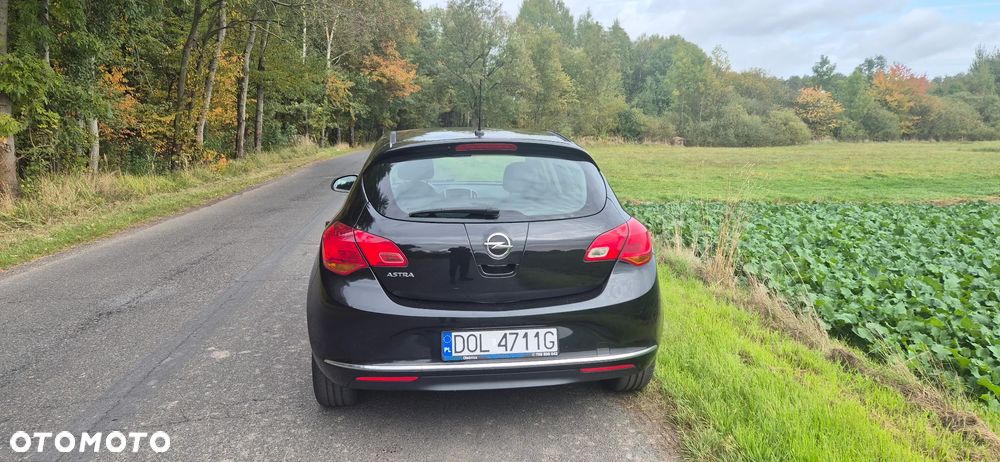 Opel Astra - 4