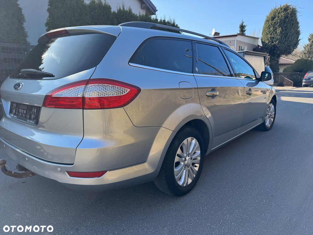 Ford Mondeo 2.0 Ghia X100 / X - 2