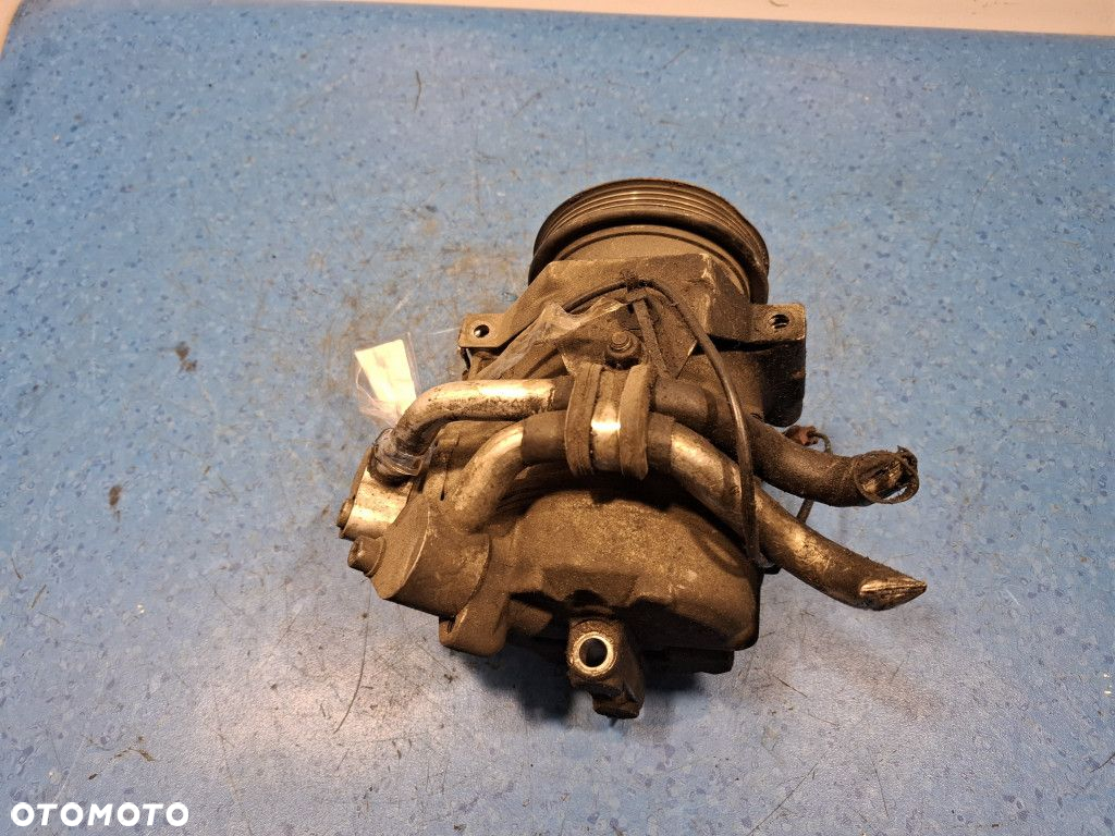 VW PASSAT B5 FL SPRĘŻARKA KLIMATYZACJI 8D0260808 1.9 TDI 130 - 4