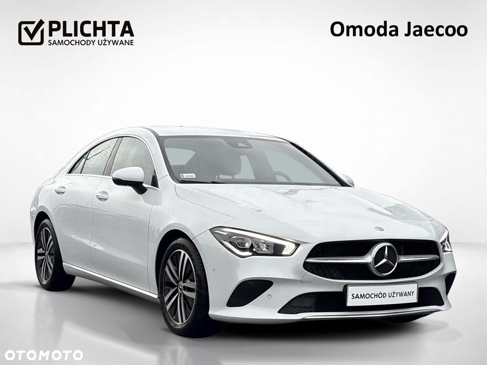 Mercedes-Benz CLA 200 7G-DCT - 8